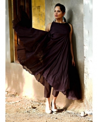 Anasuya Bharadwaj Gallery - 3 of 9