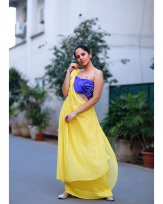 Anasuya Bharadwaj Photos - 4 of 6