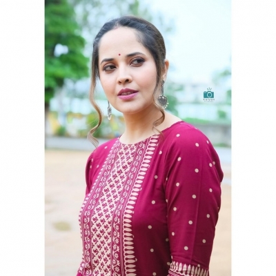 Anasuya Bharadwaj Pics - 2 of 11