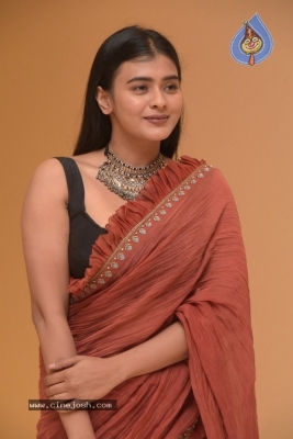 Hebah Patel Photos - 5 of 12