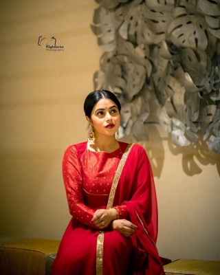 Poorna New Photos - 3 of 6