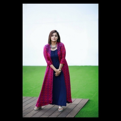 Remya Nambeesan New Photos - 4 of 5