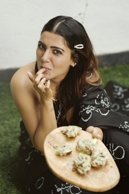 Samantha Akkineni Photos - 2 of 3