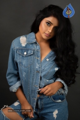 Sumaya Reddy Latest Photo Shoot - 14 of 16