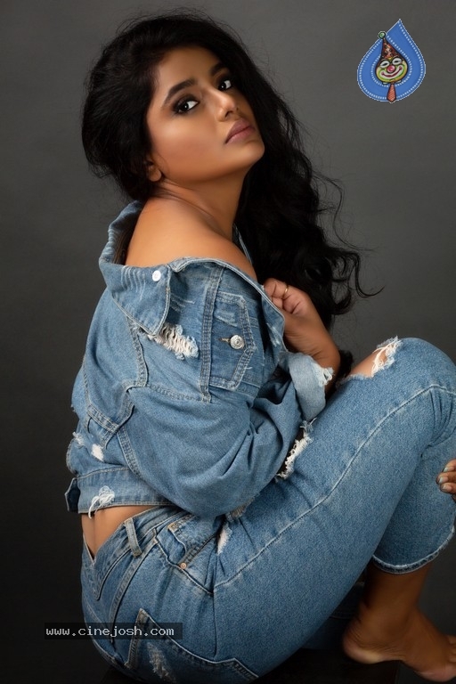 Sumaya Reddy Latest Photo Shoot - 9 / 16 photos