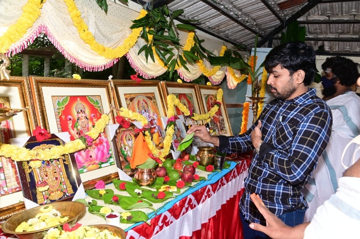 Raj Tarun - Konda Vijay Kumar Movie Opening - 4 / 4 photos