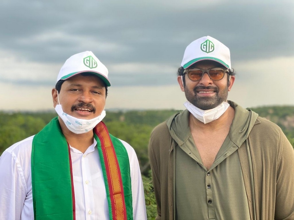 Prabhas Adopts 1650 Acres of Forest Land - 2 / 9 photos