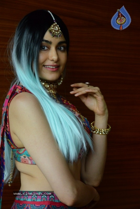 Adah Sharma Photos - 4 / 16 photos