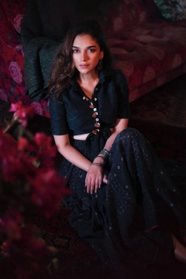 Aditi Rao Hydari Photos - 4 of 7