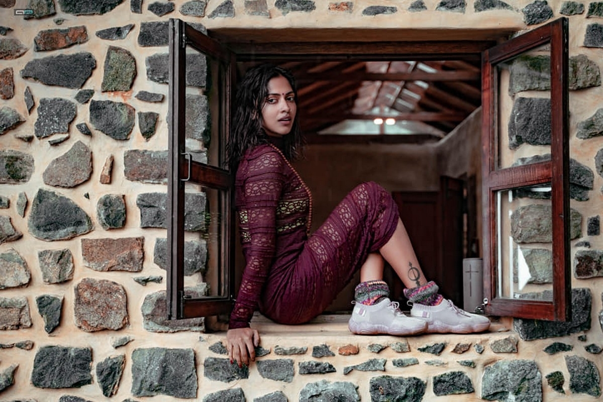 Amala Paul Photos - 4 / 4 photos