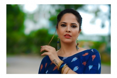 Anasuya Bharadwaj Photos - 8 of 11