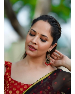 Anasuya Bharadwaj Photos - 4 of 8