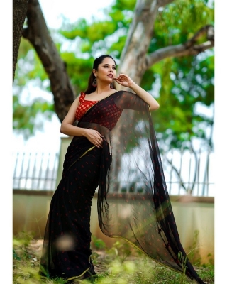 Anasuya Bharadwaj Photos - 5 of 8