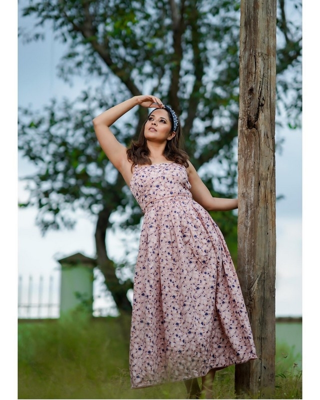 Anasuya Bharadwaj Photos - 12 / 13 photos