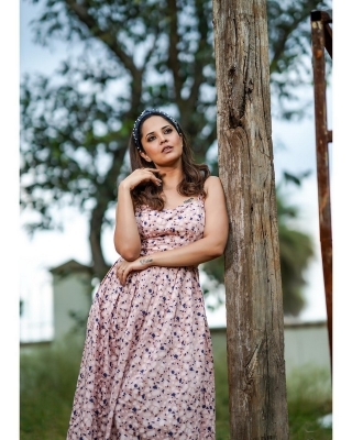 Anasuya Bharadwaj Photos - 6 of 13