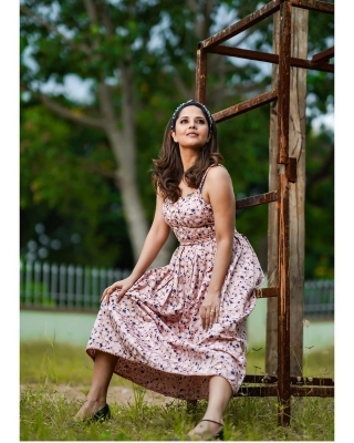 Anasuya Bharadwaj Photos - 13 of 13