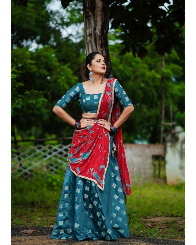 Anasuya Bharadwaj Photos - 12 / 13 photos