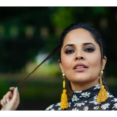 Anasuya Bharadwaj Photos - 10 of 13