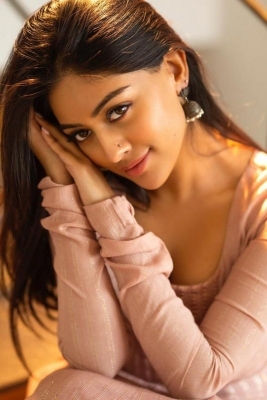 Anu Emmanuel Photos - 5 of 8