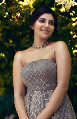 Athulya Ravi Photos - 2 of 4