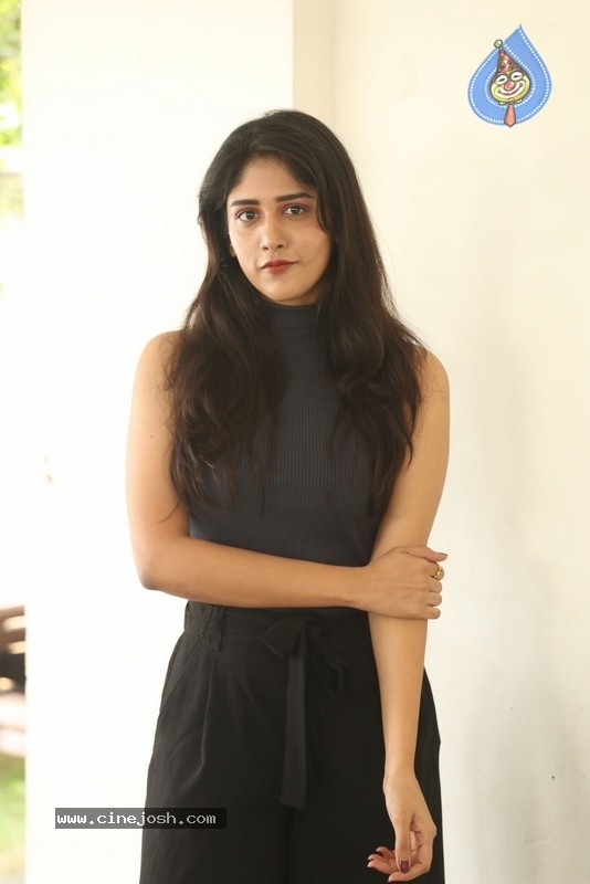 Chandini Chowdary Pics - 15 / 21 photos