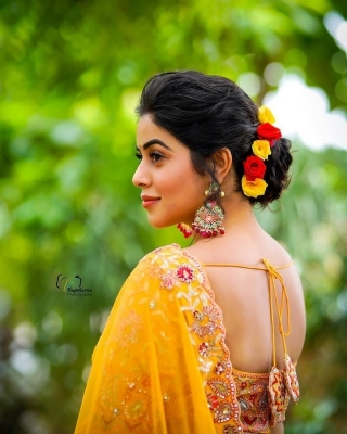 Poorna New Pics - 9 of 9