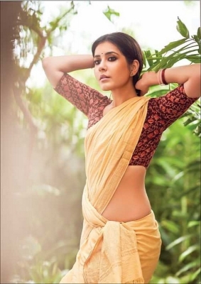 Raashi Khanna Photos - 3 of 4