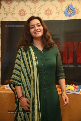 Renu Desai Photos - 11 of 16