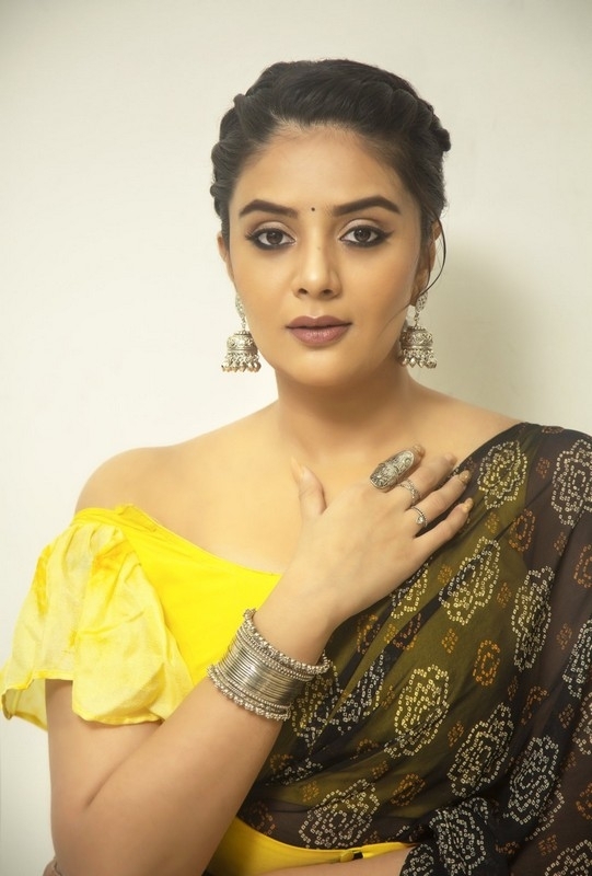 Sreemukhi Photos - 5 / 7 photos