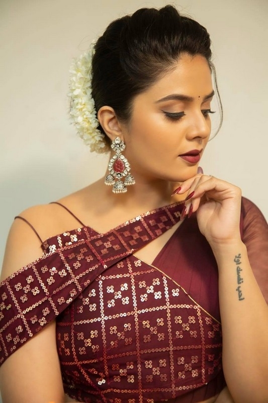 SreeMukhi Photos - 1 / 6 photos
