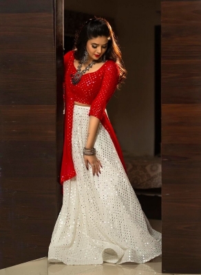 Sreemukhi Stills - 4 of 10