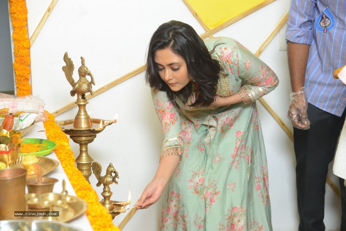 Kotikommachi Movie Opening - 20 / 21 photos