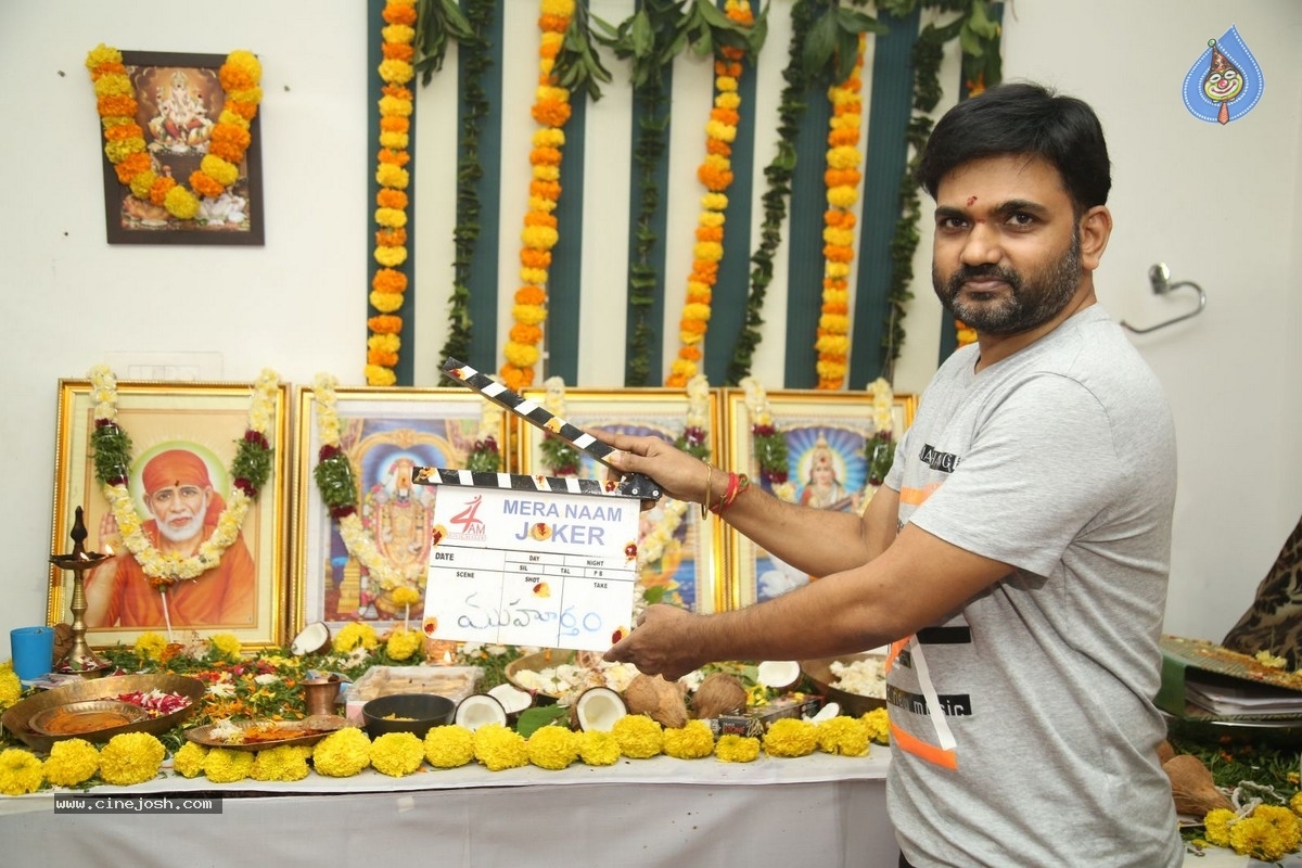 Mera Naam Joker Movie Opening - 7 / 11 photos