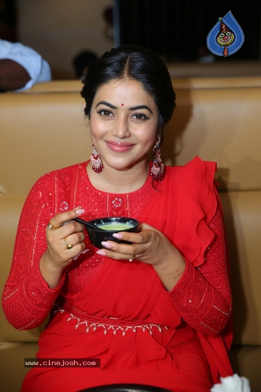 Poorna Inaugurated Gismat Arabic Mandi Restaurant - 2 / 13 photos