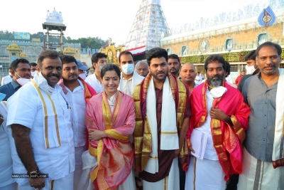 Sharwanand - Rashmika - Kishore Tirumala in Tirupati - 5 of 5