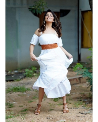 Anasuya Bharadwaj Photos - 11 of 12