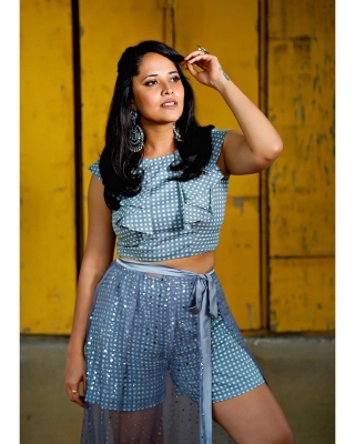 Anasuya Bharadwaj Photos - 2 of 7