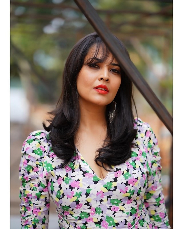 Anasuya Bharadwaj Photos - 9 / 14 photos