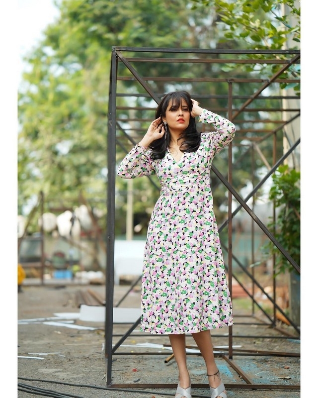 Anasuya Bharadwaj Photos - 10 / 14 photos