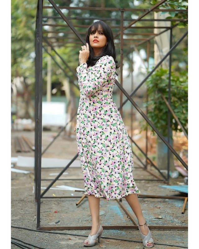 Anasuya Bharadwaj Photos - 13 / 14 photos