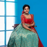 Chithu vj Photos