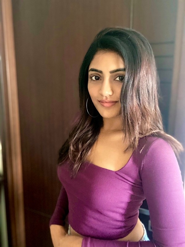 Eesha Rebba Photos - 2 / 3 photos