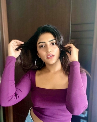 Eesha Rebba Photos - 3 of 3