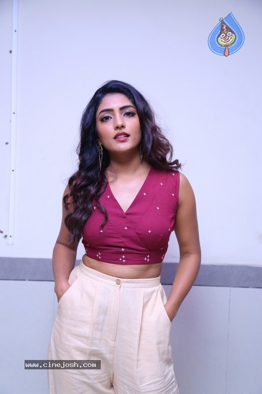 Eesha Rebba Photos - 1 / 13 photos