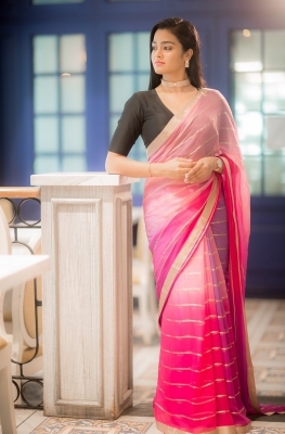 Gayathrie Photos - 1 of 4