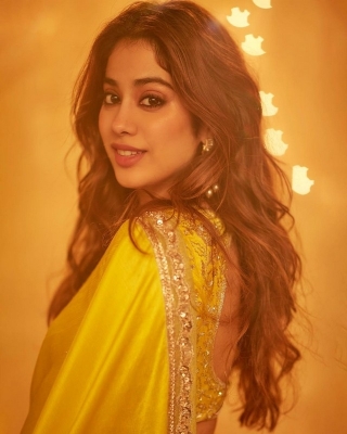 Janhvi Kapoor Photos - 4 of 4