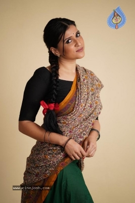 Mannara Chopra Photo Shoot - 9 of 9
