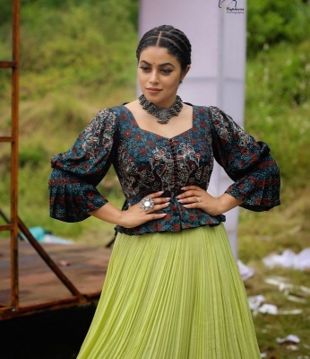 Poorna New Photos - 9 of 10