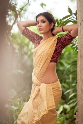 Raashi Khanna Photos - 2 of 4