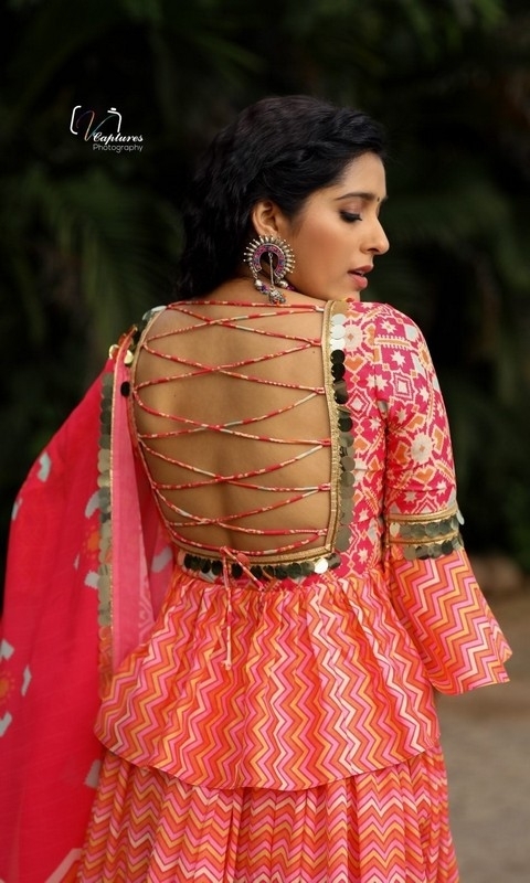 Rashmi Gautam Pics - 6 / 7 photos